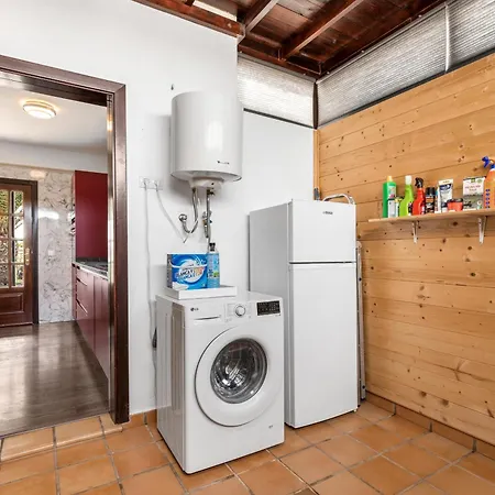Hébergement de vacances Home2book Serene Canary Style House, Garden & Pool