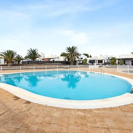 Home2book Serene Canary Style House, Garden & Pool Hébergement de vacances
